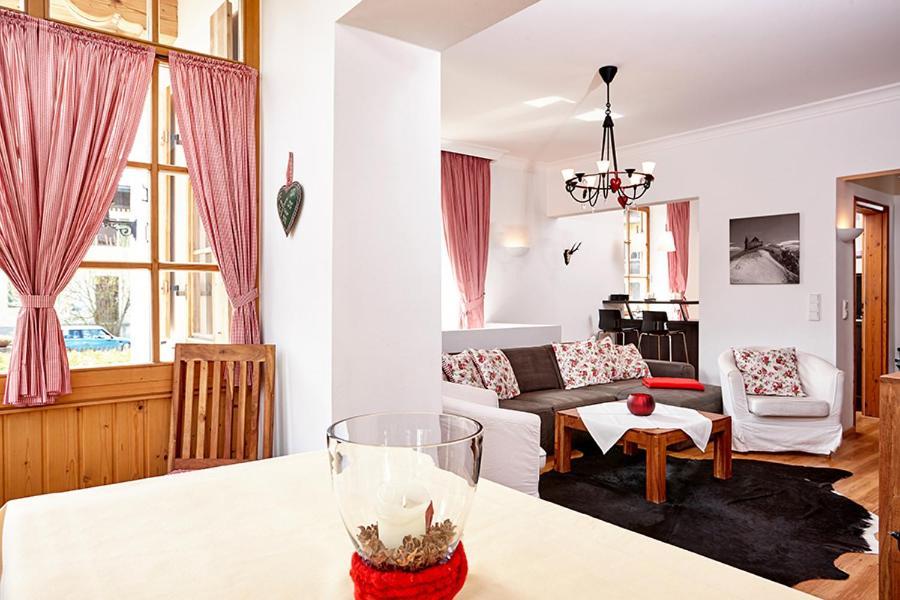 Rosenquarz Apartment Гармиш-Партенкирхен Екстериор снимка